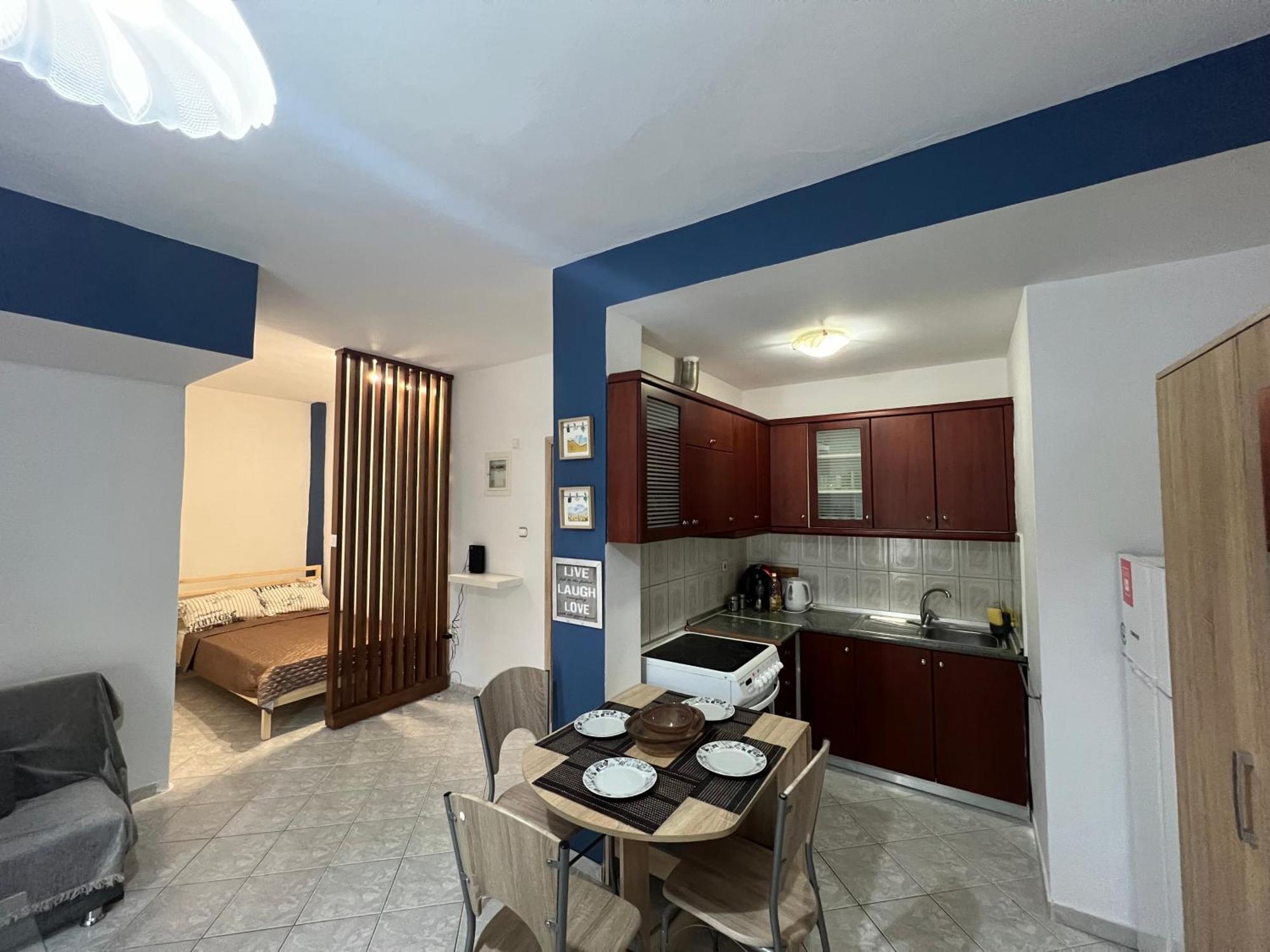 Dimitris Flat Apartment Néoi Epivátai Luaran gambar